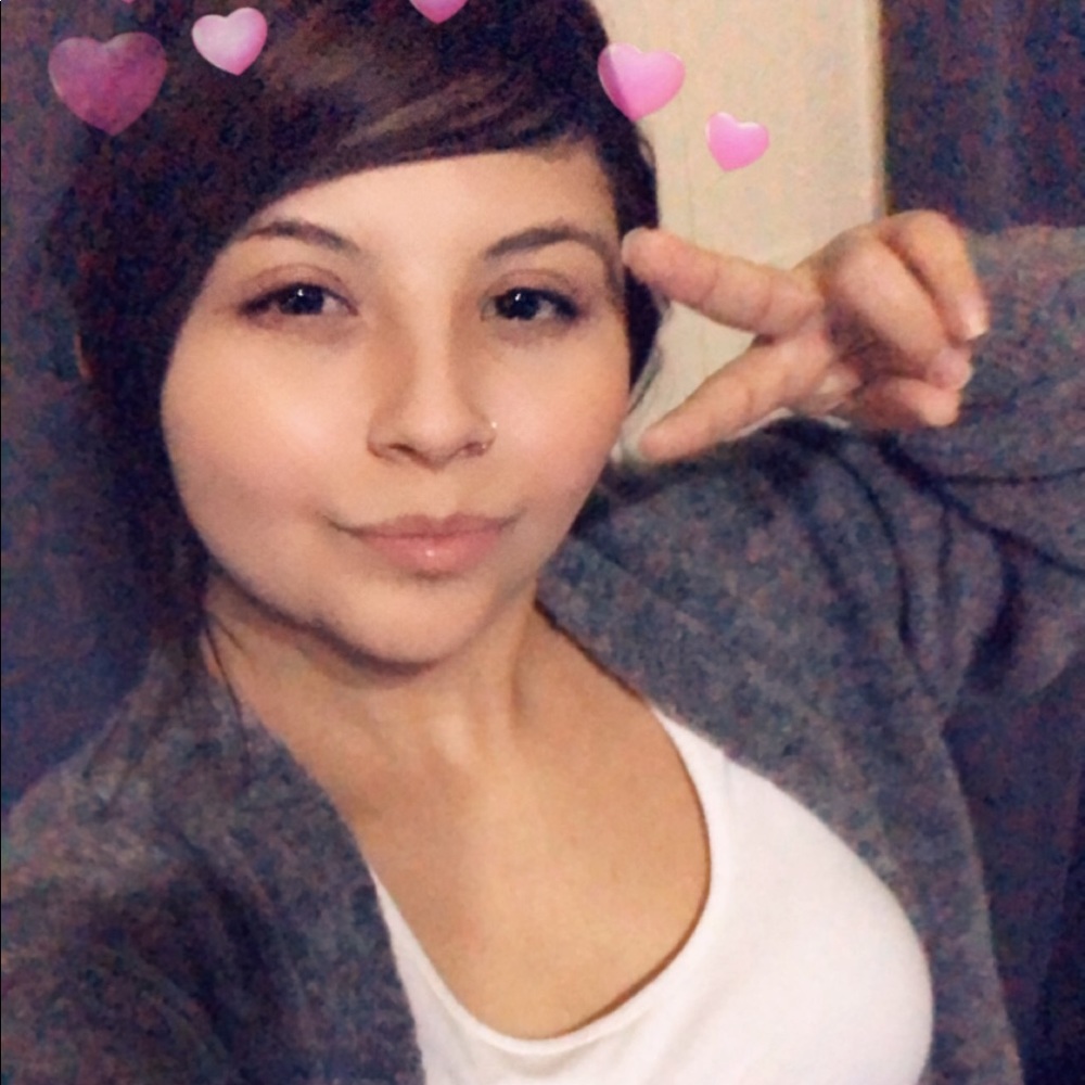 Meet your Posher, Amanda